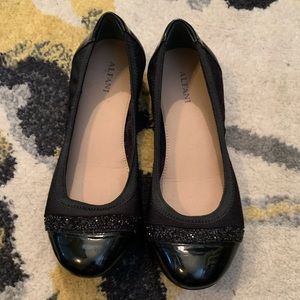 Like New Black Sparkly Alfani Flats Size 5/6